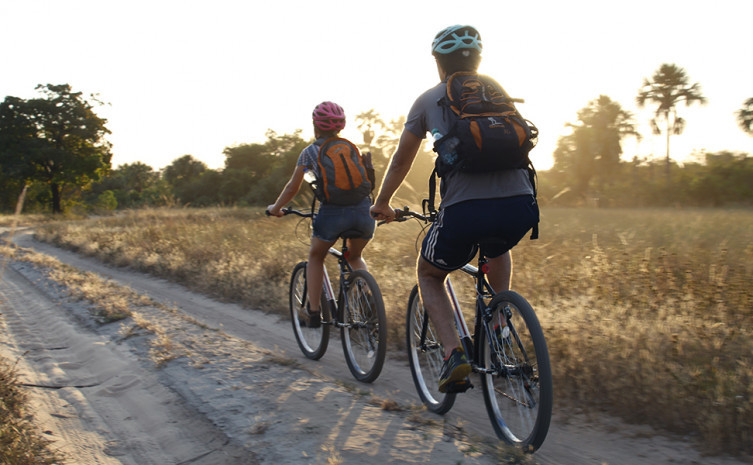 Pela proposta, a criação e o traçado dos circuitos e rotas cicloturisticas deverão considerar as bacias hidrográficas, o relevo e a formação histórica, cultural e social de cada região