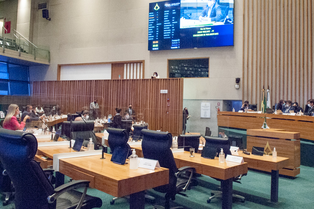 Saúde, segurança, mobilidade e qualificação profissional foram alguns dos temas abordados em pronunciamentos nesta terça-feira