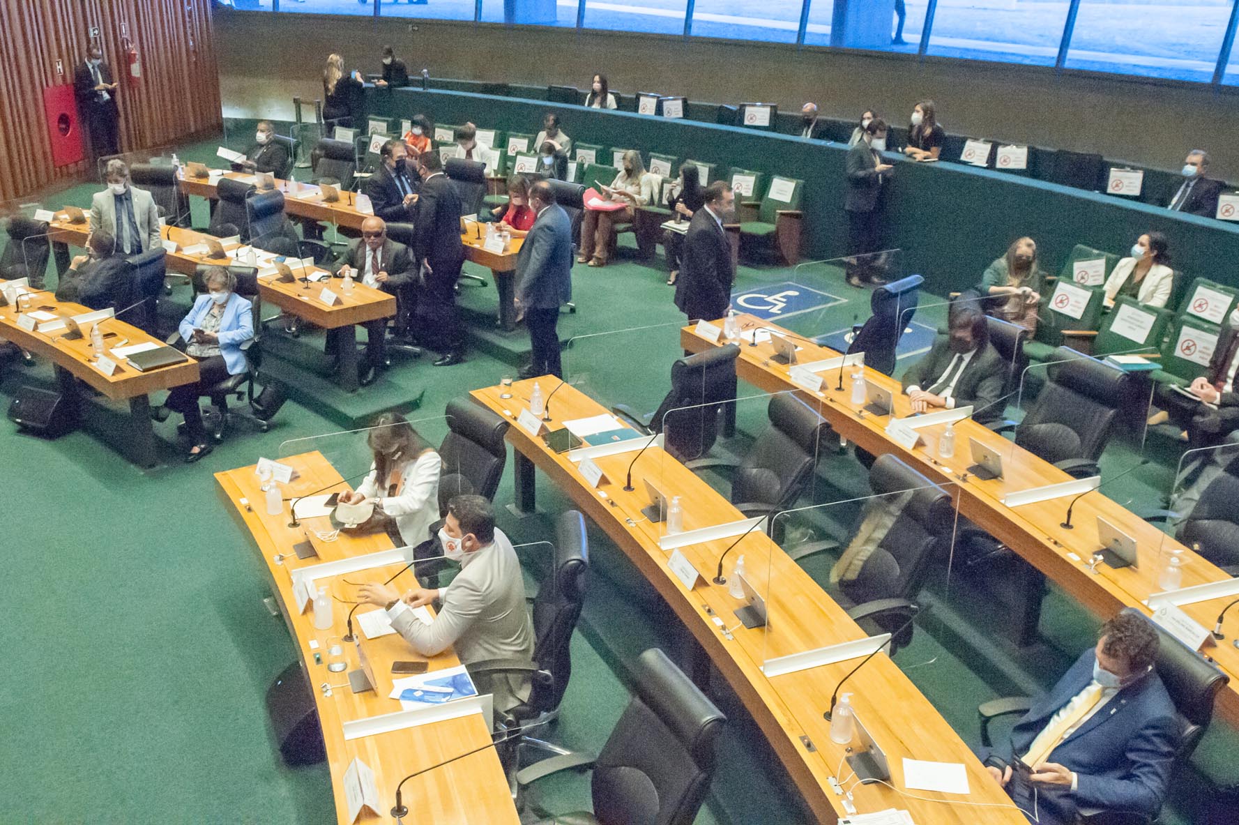 O veto parcial foi analisado e derrubado pelo plenário da Câmara Legislativa