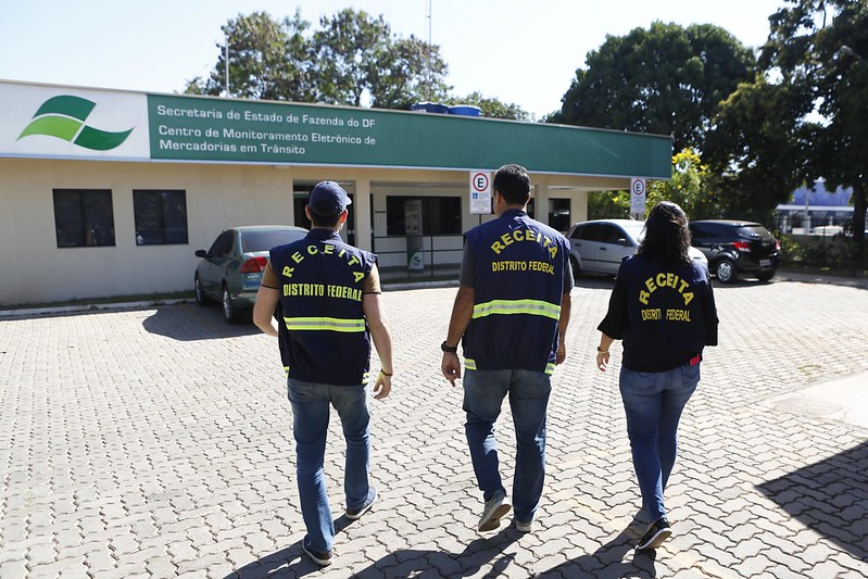 PL nº 2.440/21 altera a LDO de 2021 de forma a autorizar a contratação de 166 auditores fiscais da Receita aprovados em concurso publicado em 2019
