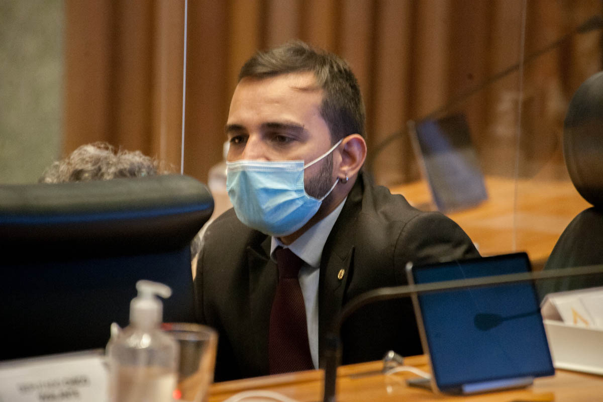 Fábio Felix trouxe o tema ao plenário e destacou que o conselho tutelar e a escola possuem papéis fundamentais para o enfrentamento do problema