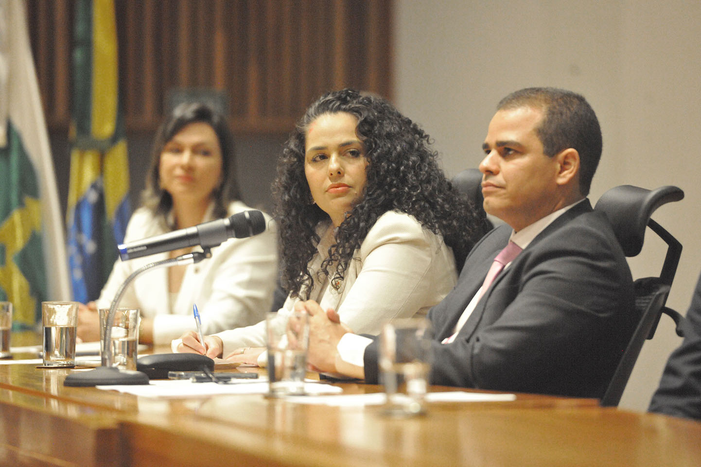 O deputdo Reginaldo Sardinha destacou que “a advocacia combina a erudição, o cultivo das virtudes cívicas, a empatia pelas dores de nossos semelhantes e o profundo sentimento de justiça”