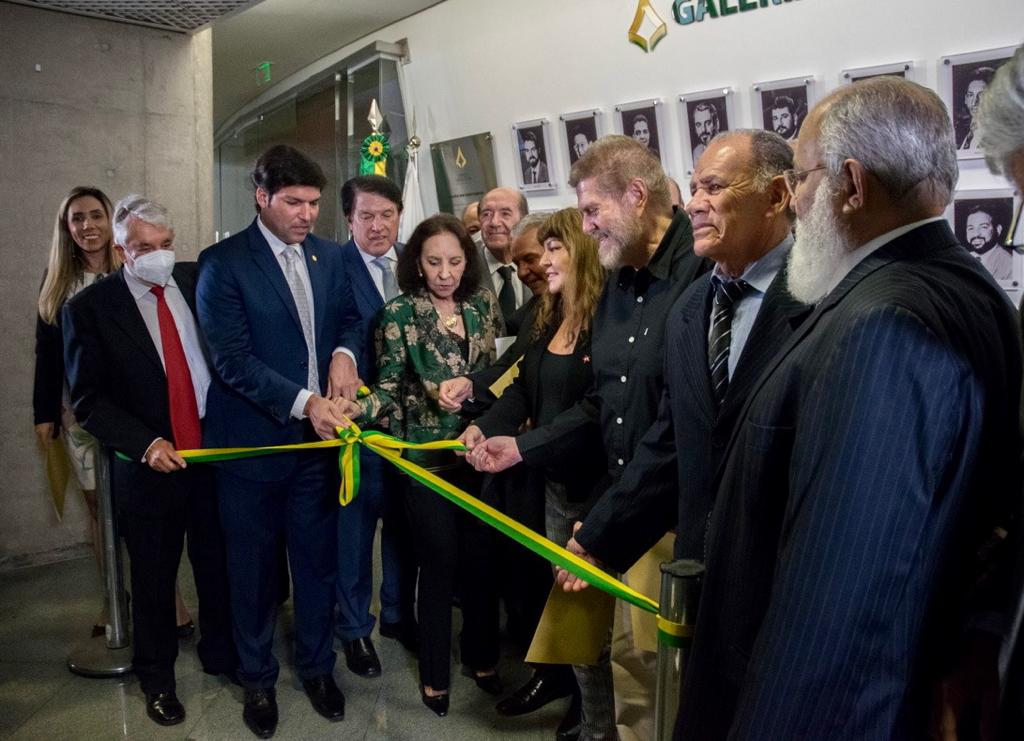 Inauguração da “Galeria dos Constituintes”, composta por retratos dos primeiros 24 distritais, responsáveis por elaborar a Lei Orgânica (Renan Lisboa/CLDF)