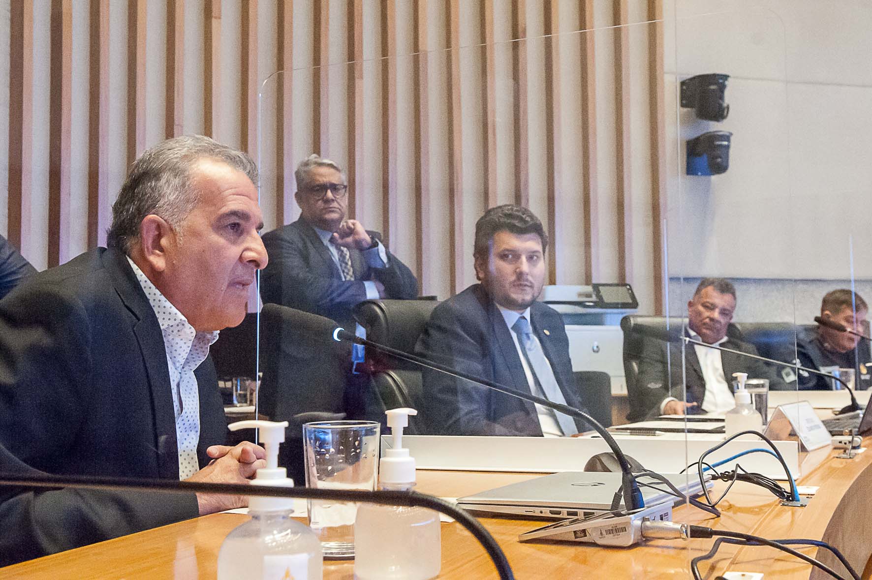 Ao agradecer o reconhecimento, o presidente do DER-DF, Fauzi Nacfur Junior, destacou a relevância do órgão, bem como a qualidade do corpo de servidores, responsáveis pelo atendimento à frota de cerca de dois milhões de veículos