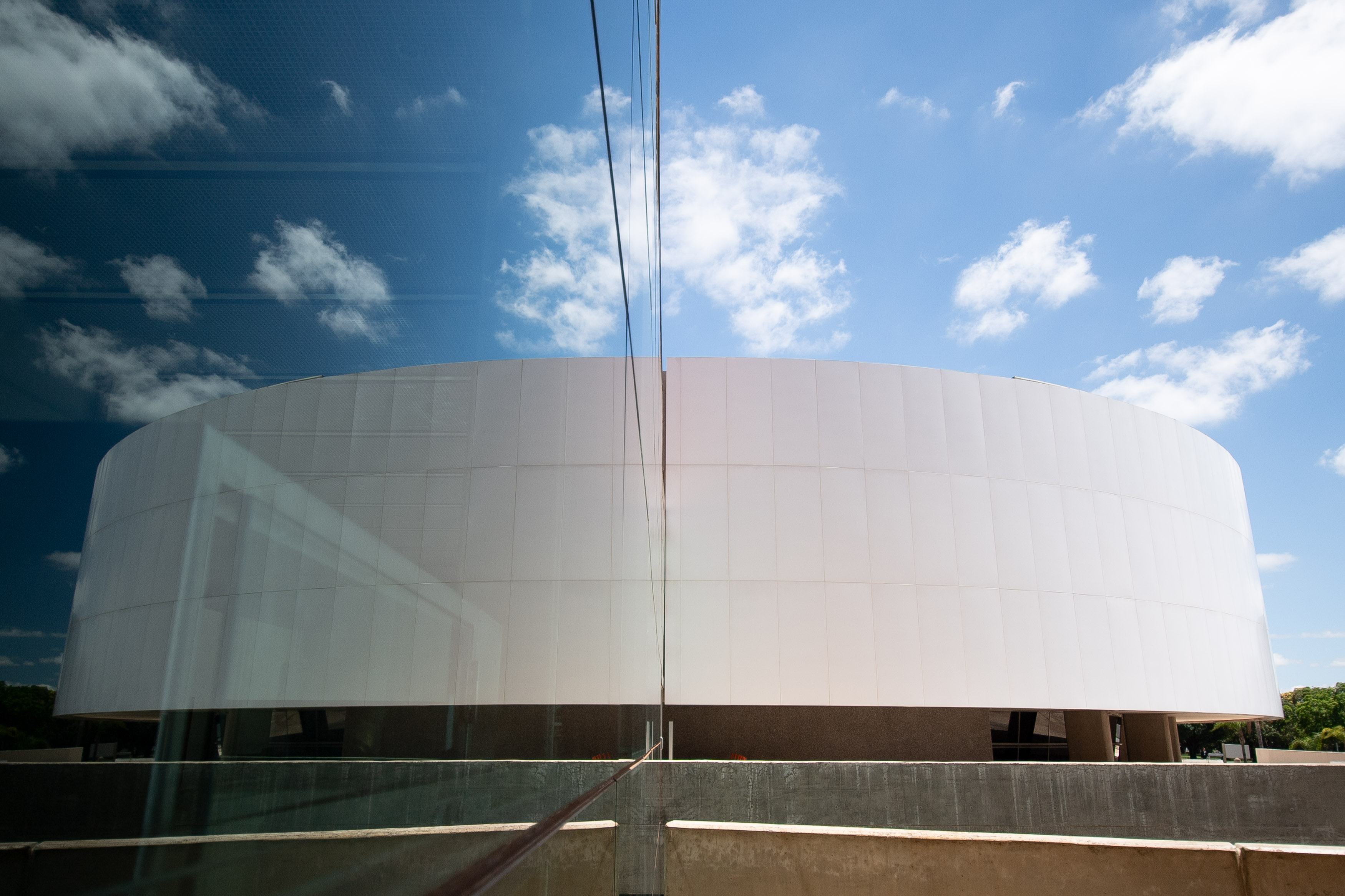 CLDF recebe lançamento da segunda edição da obra Mandato de Valor