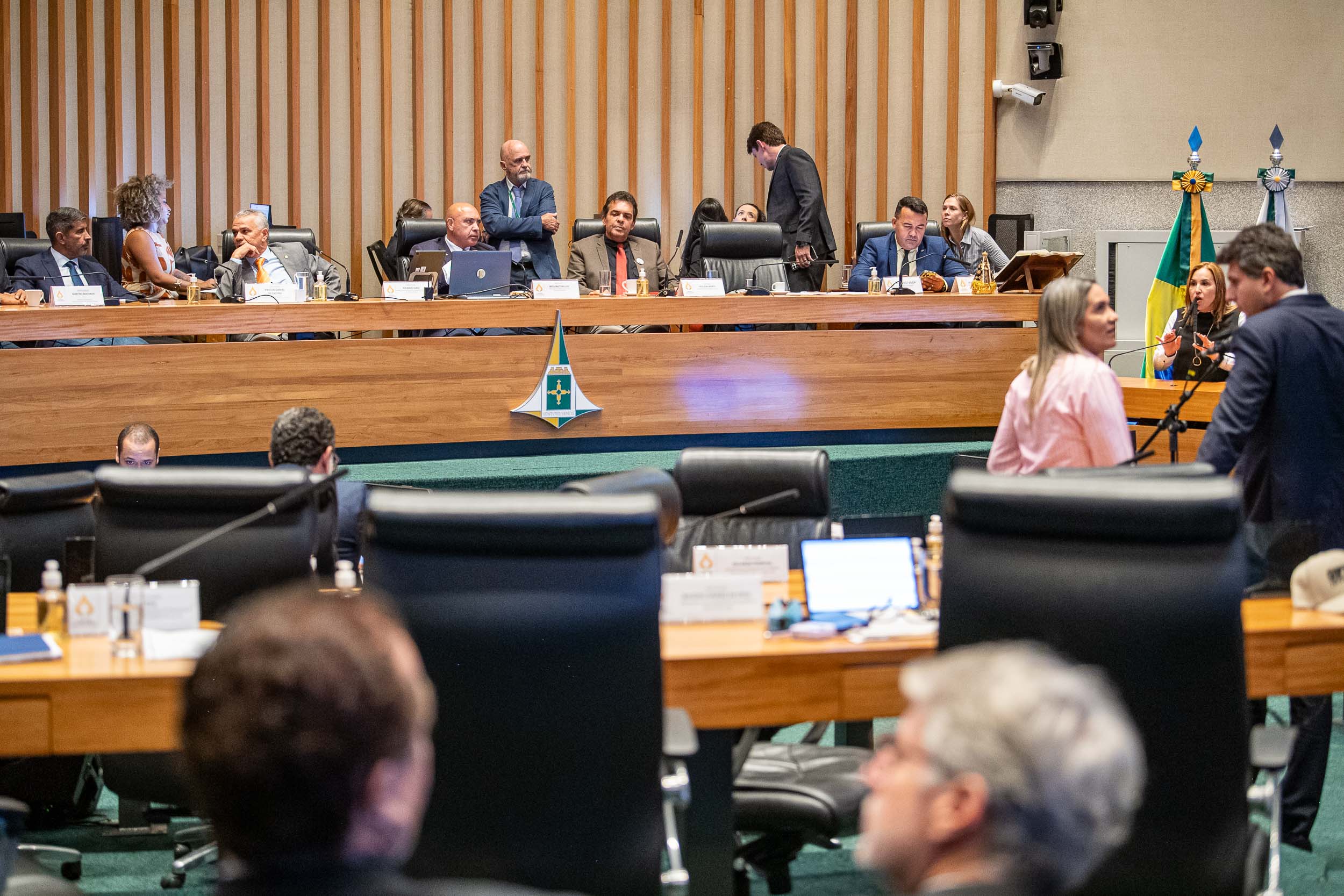 Plenário aumenta valor de serviço voluntário de carreiras da Segurança Pública