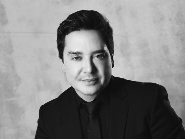 Jornalista Claudio Dantas Sequeira recebe título de Cidadão Honorário de Brasília