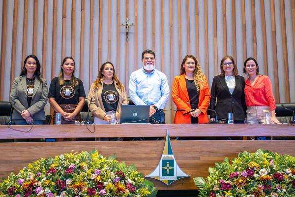 CLDF destaca importância da amamentação e das doadoras de leite humano no DF