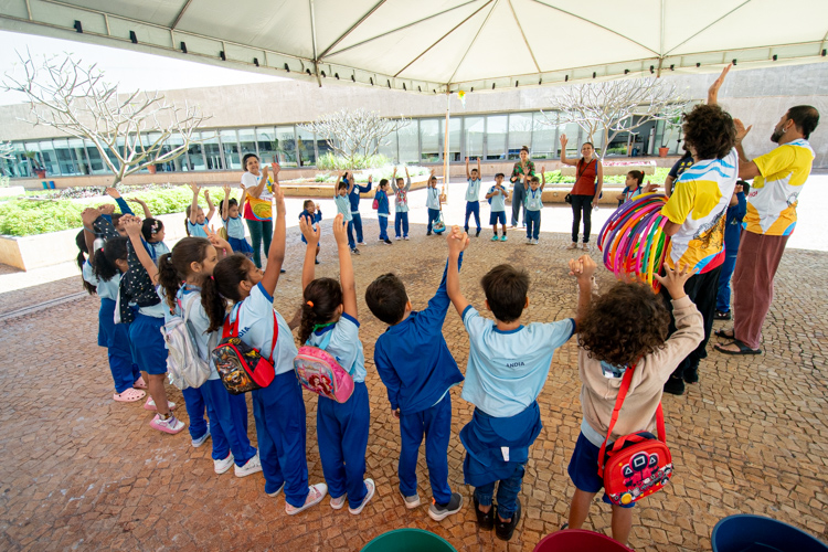 Projeto Infância Cidadã é destaque no programa Giro Distrital