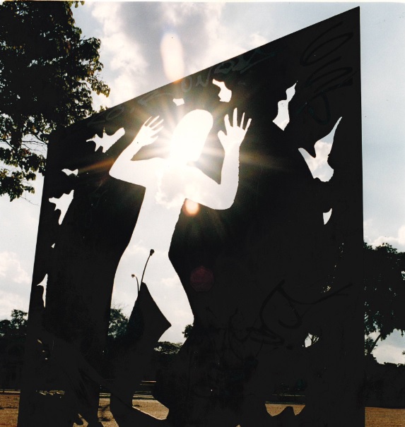 Imagem da matéria sobre 1997 - Lei transforma parada de ônibus em Monumento à Luta do Índio Brasileiro