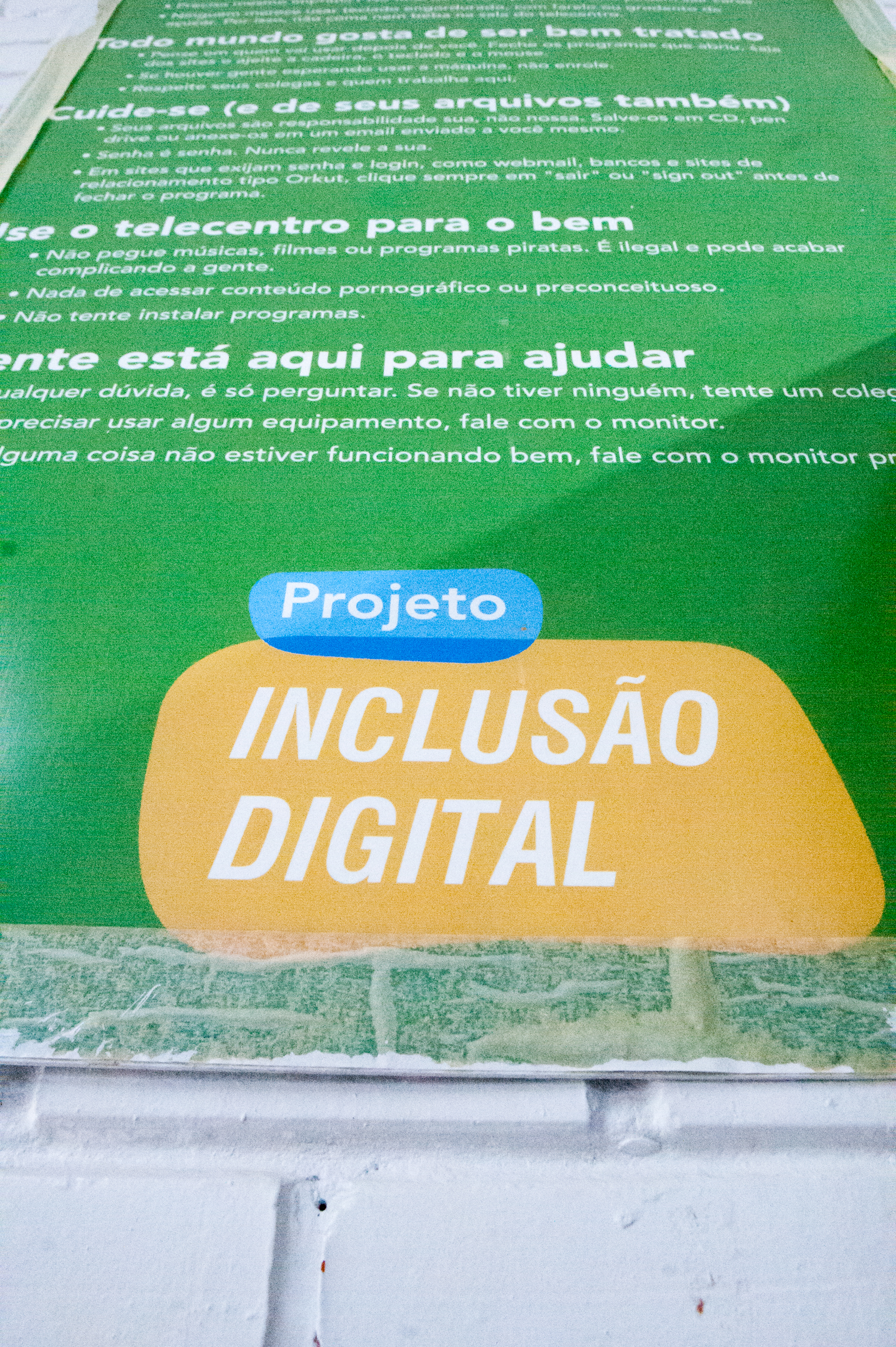 Imagem da matéria sobre 2003 - Inclusão digital nas escolas da Rede Pública de Ensino