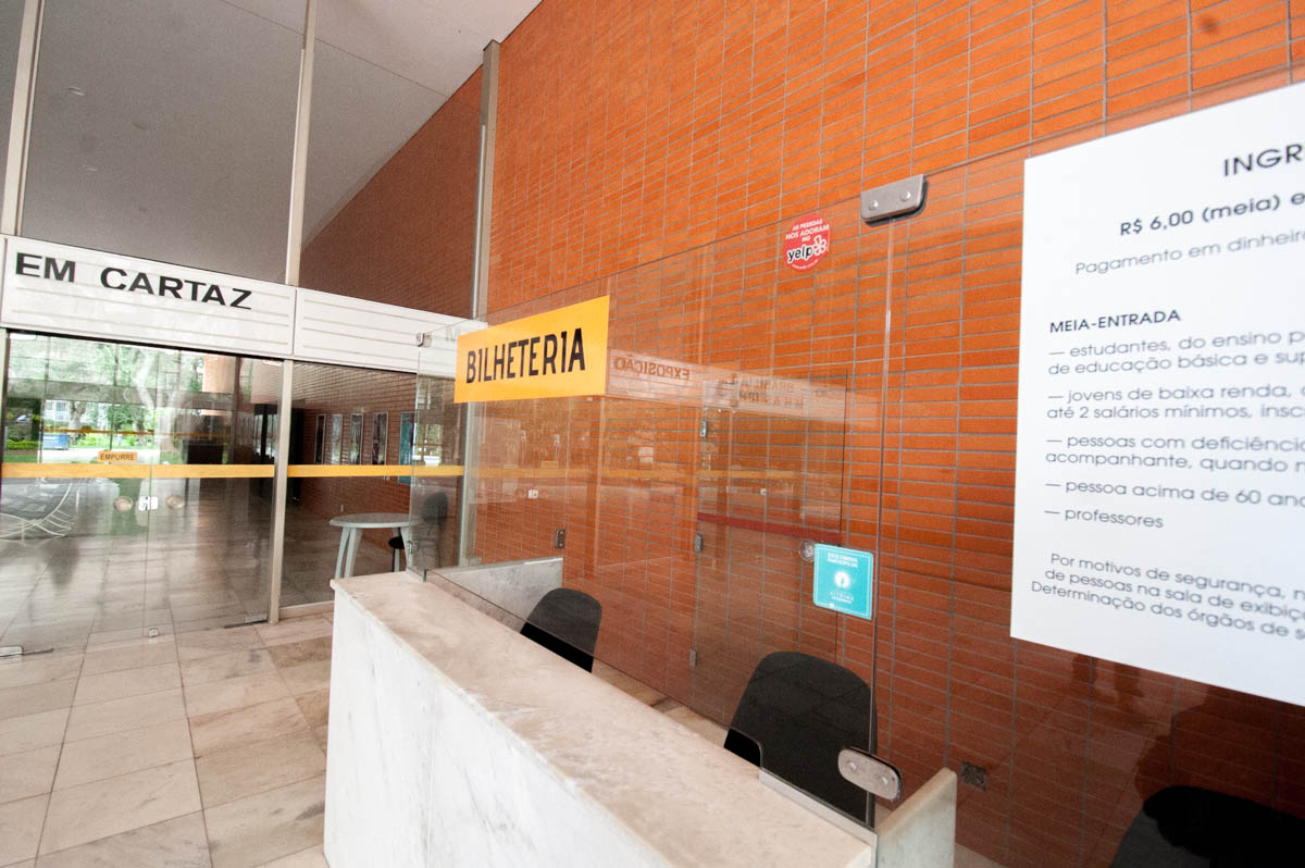 Imagem da matéria sobre 2001 - Criação da meia-entrada estudantil em eventos culturais e esportivos
