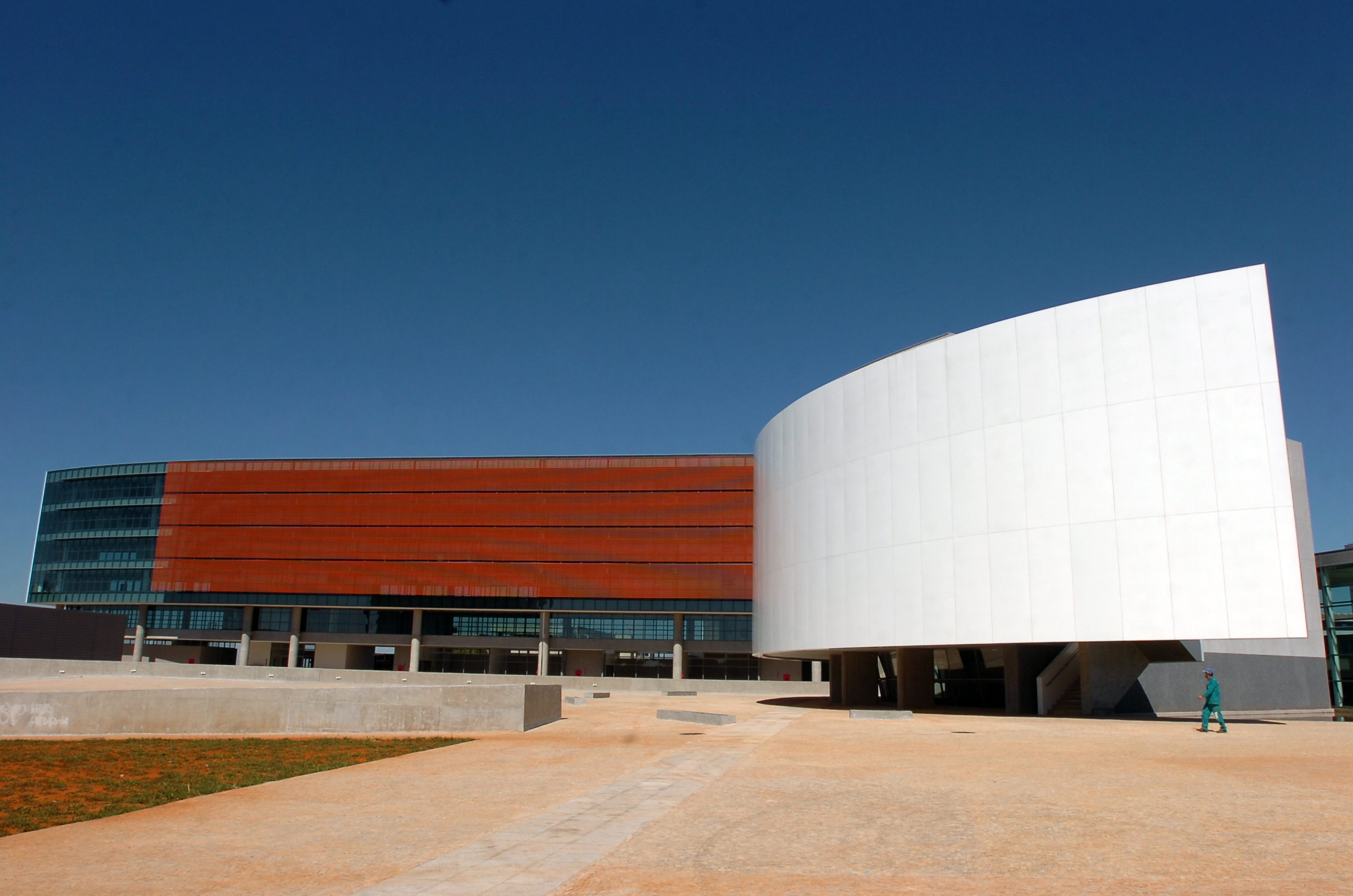 Há 29 anos Constituição Federal previu criação da Câmara Legislativa - CLDF